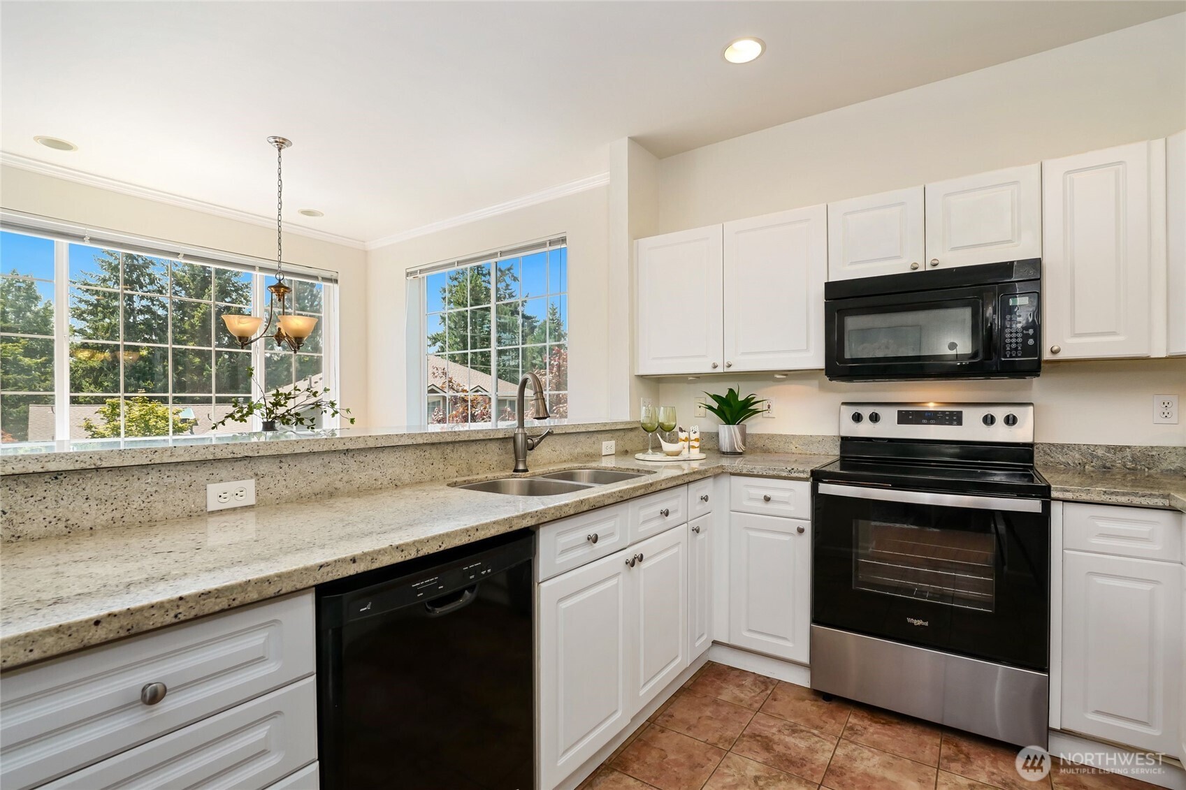 18606 NE 57th Street , Redmond, WA 98052