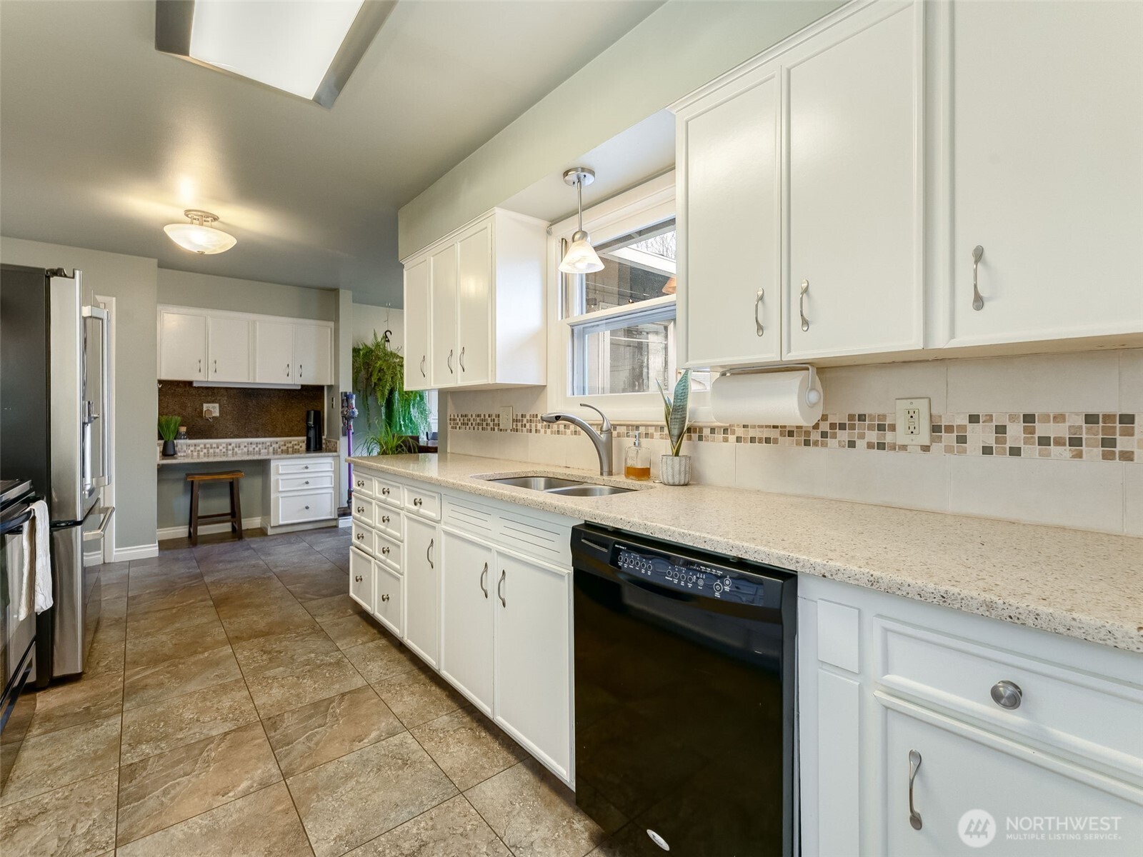 711 SE 101st Avenue , Vancouver, WA 98664