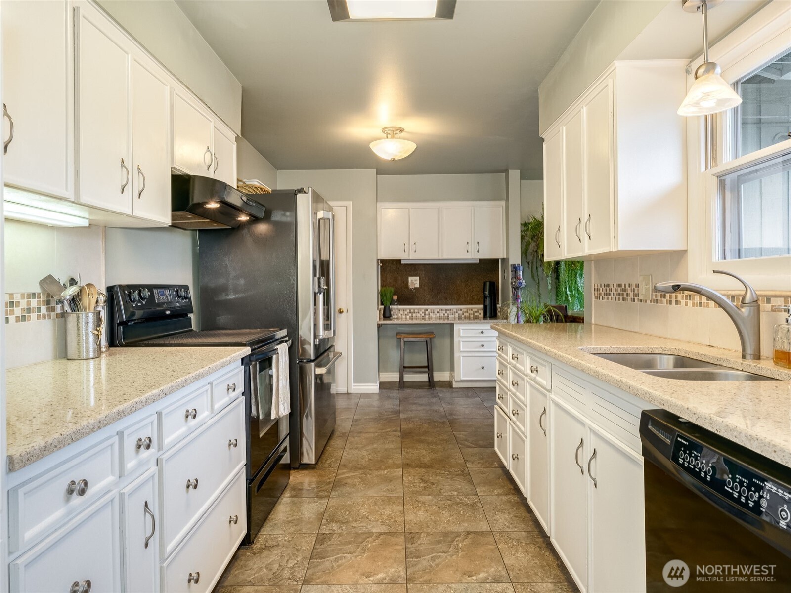 711 SE 101st Avenue , Vancouver, WA 98664