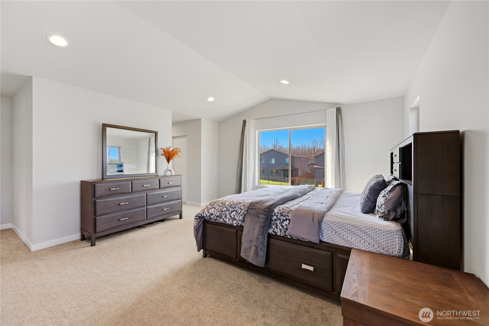 267 Hovey Street , Buckley, WA 98321