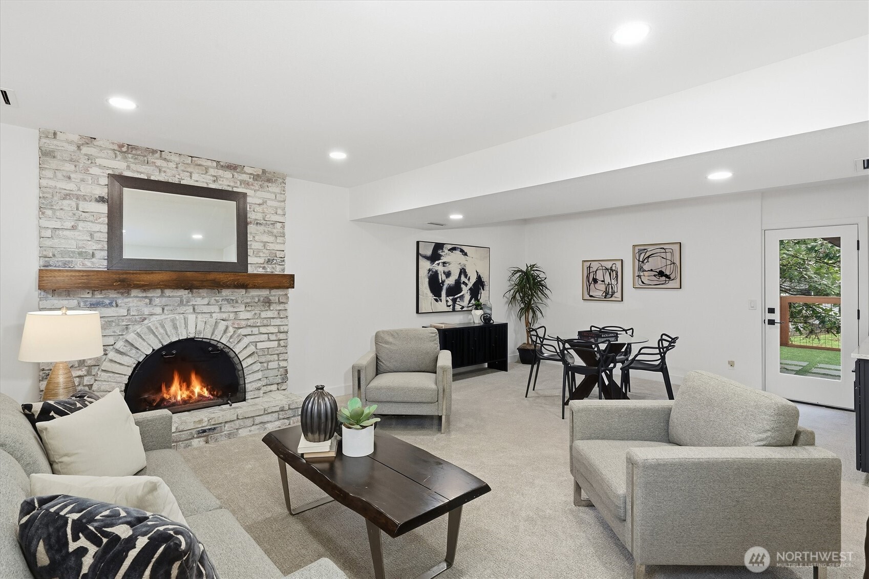 10500 NE 136th Place , Kirkland, WA 98034