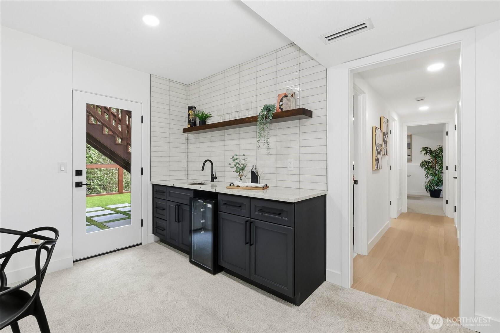 10500 NE 136th Place , Kirkland, WA 98034