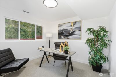 10500 NE 136th Place , Kirkland, WA 98034 - Photo 21