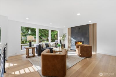 10500 NE 136th Place , Kirkland, WA 98034 - Photo 4