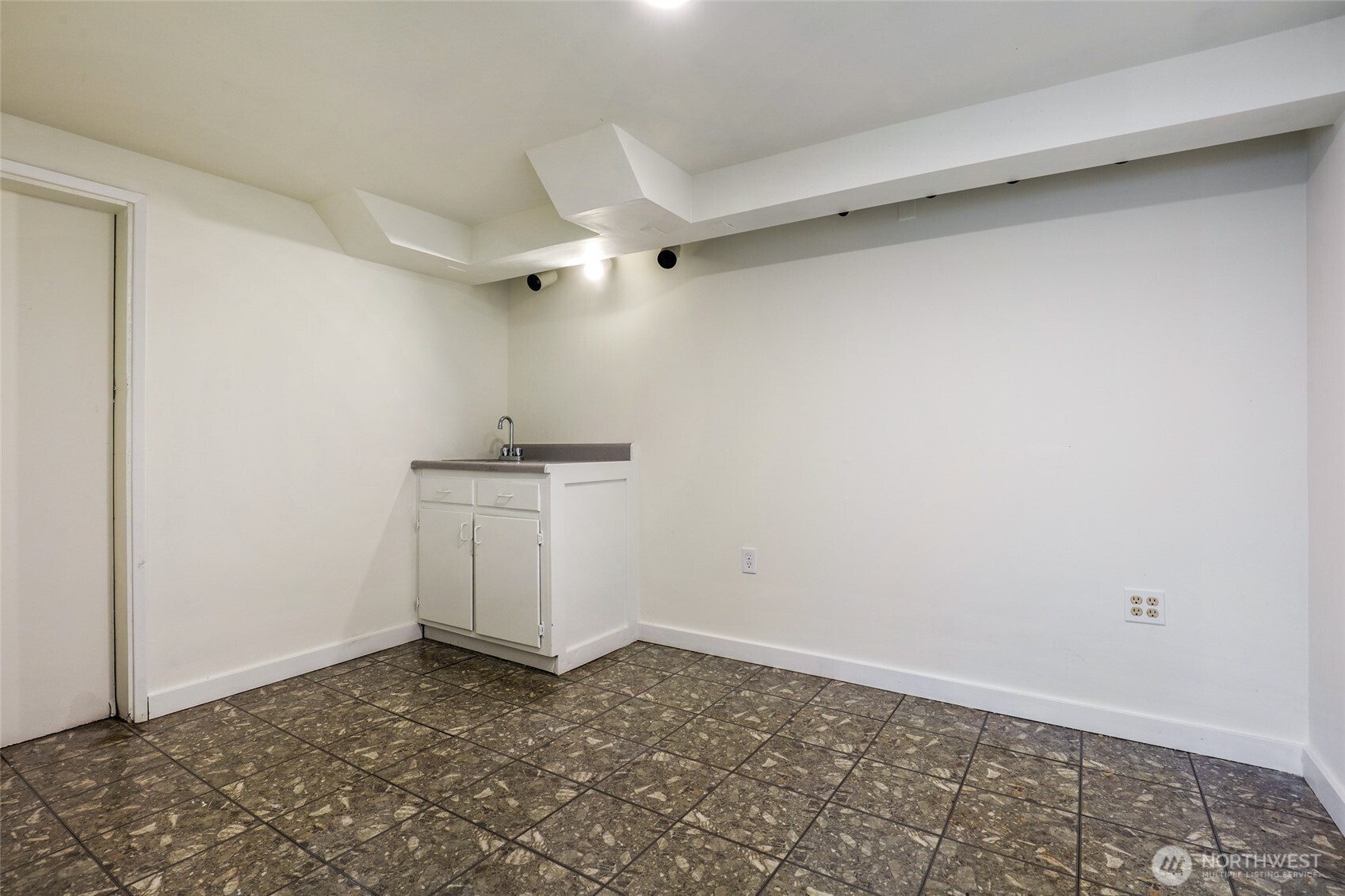 20324 8th Avenue NW, Shoreline, WA 98177