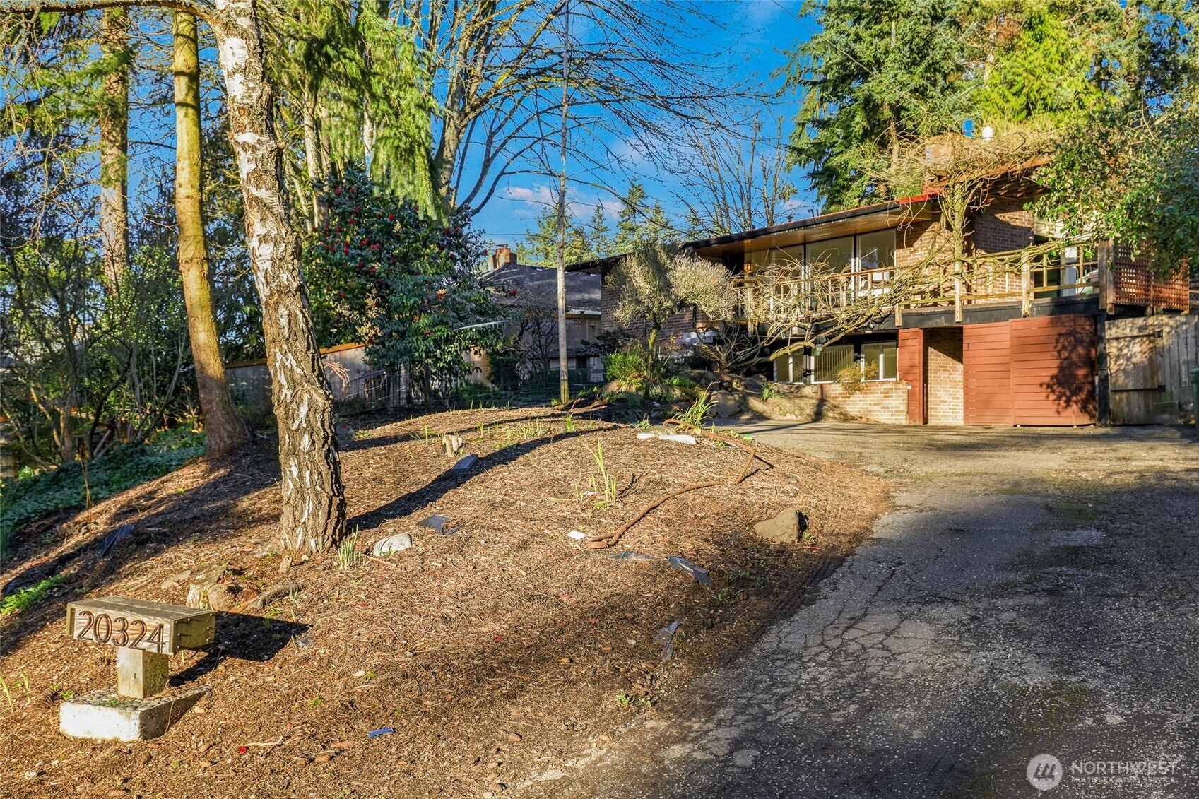 20324 8th Avenue NW, Shoreline, WA 98177