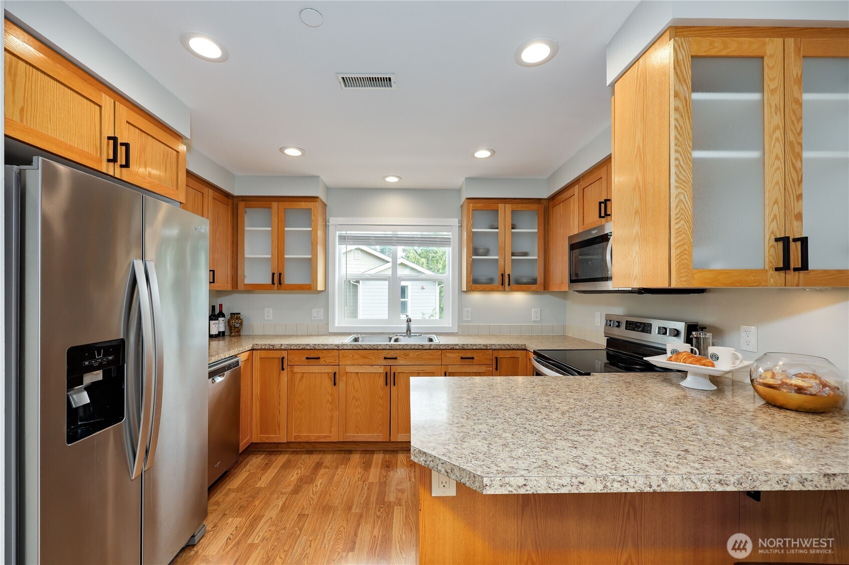 7701 Beacon Place NE #103, Bremerton, WA 98311