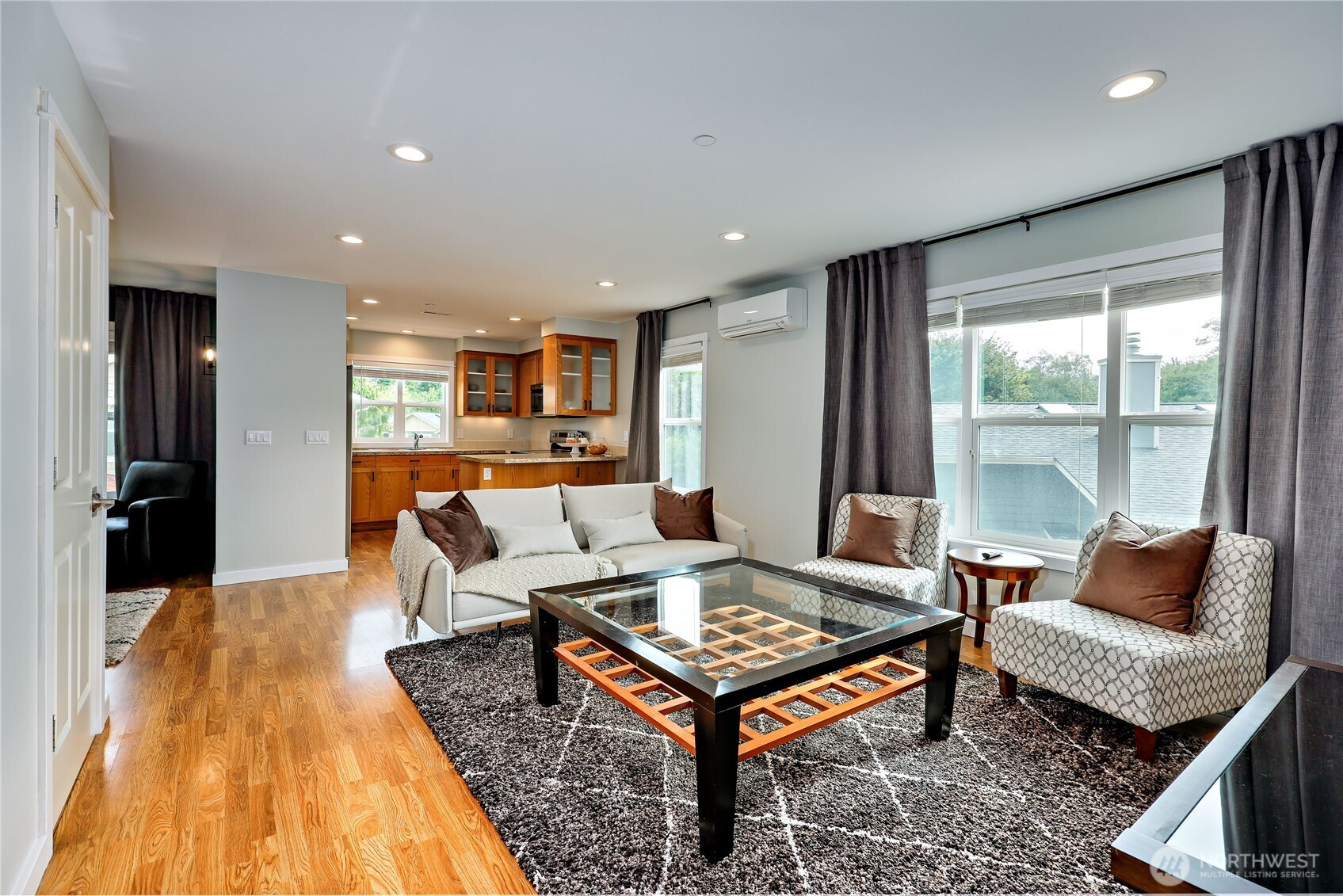 7701 Beacon Place NE #103, Bremerton, WA 98311