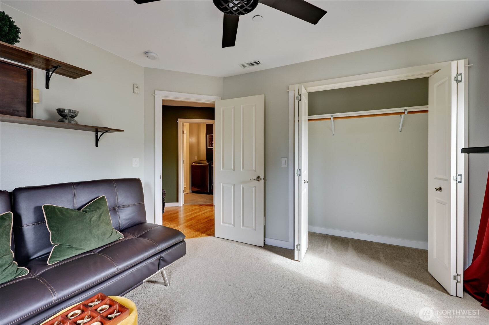 7701 Beacon Place NE #103, Bremerton, WA 98311