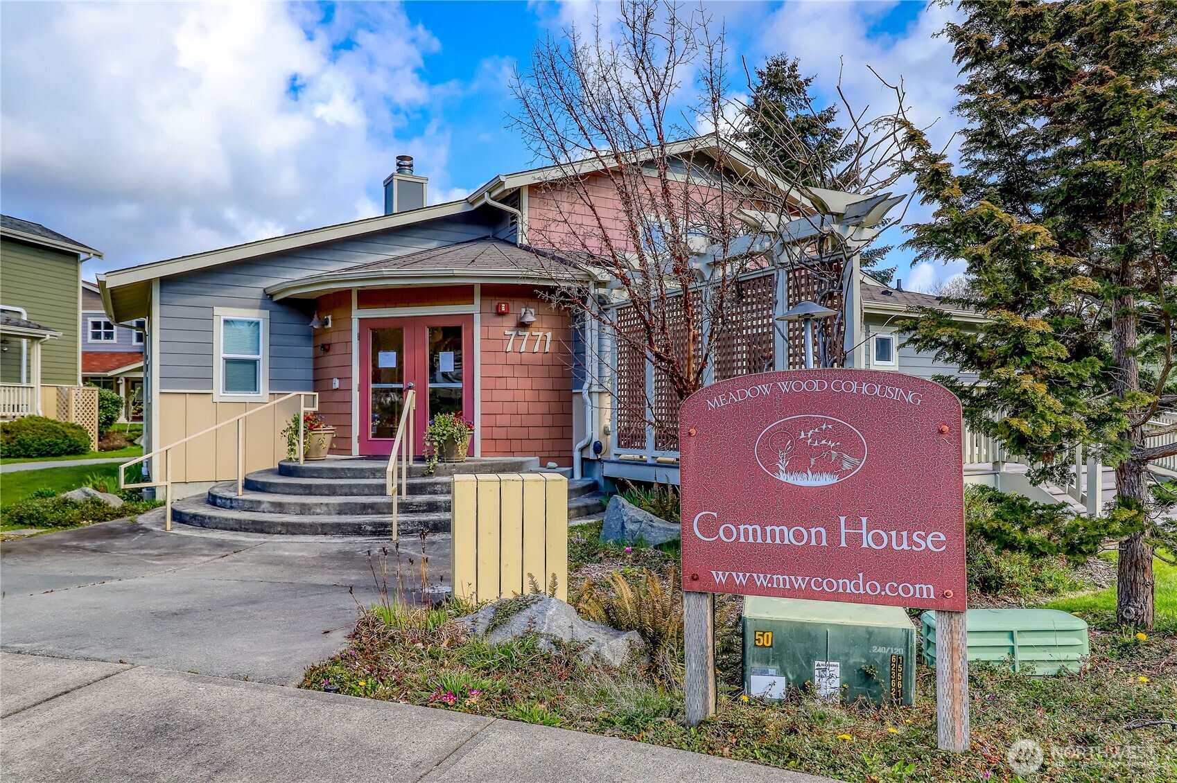 7701 Beacon Place NE #103, Bremerton, WA 98311