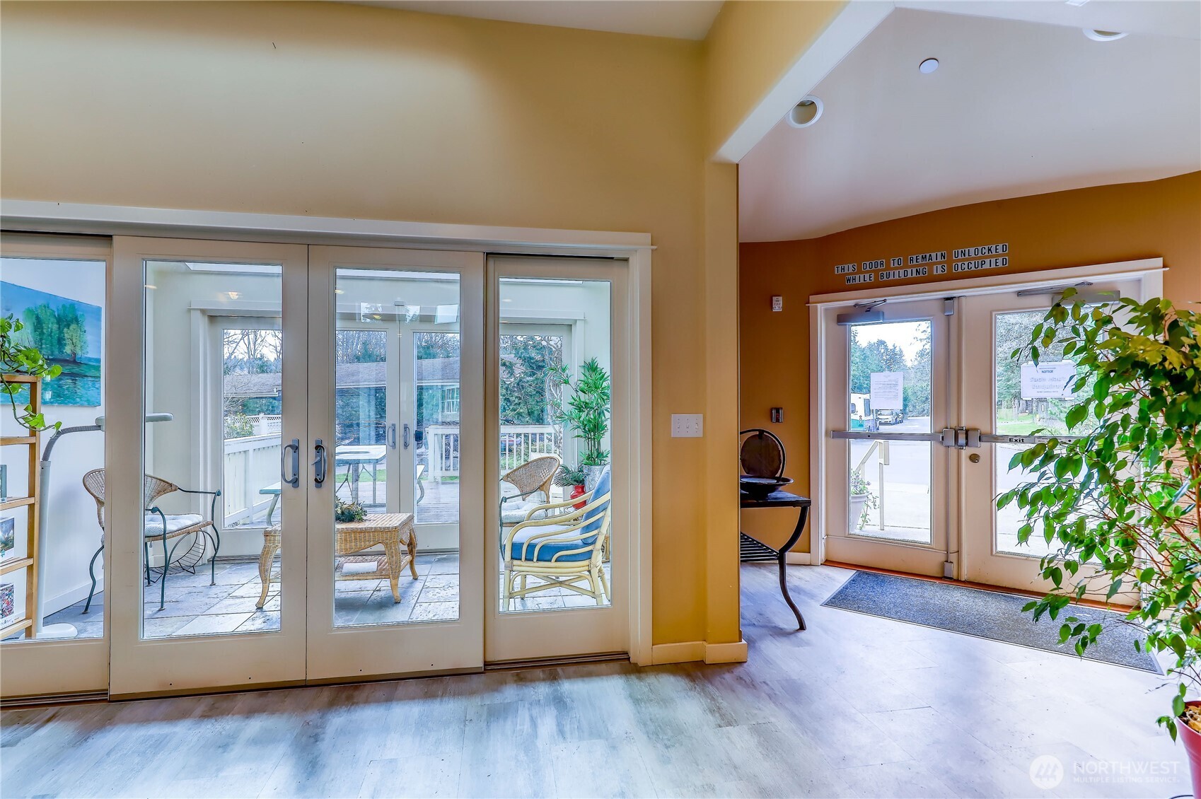 7701 Beacon Place NE #103, Bremerton, WA 98311