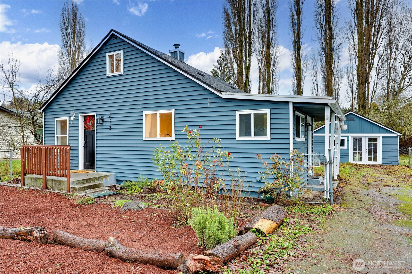 1513 NE Echo Drive , Bremerton, WA 98311