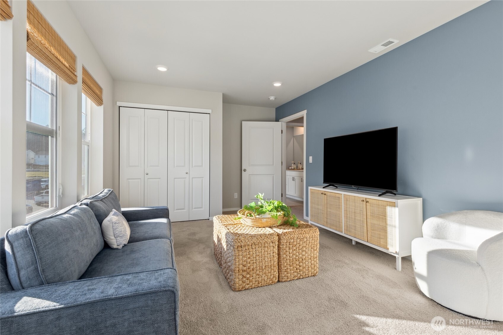 285 Cremini Loop SE #32, Lacey, WA 98513