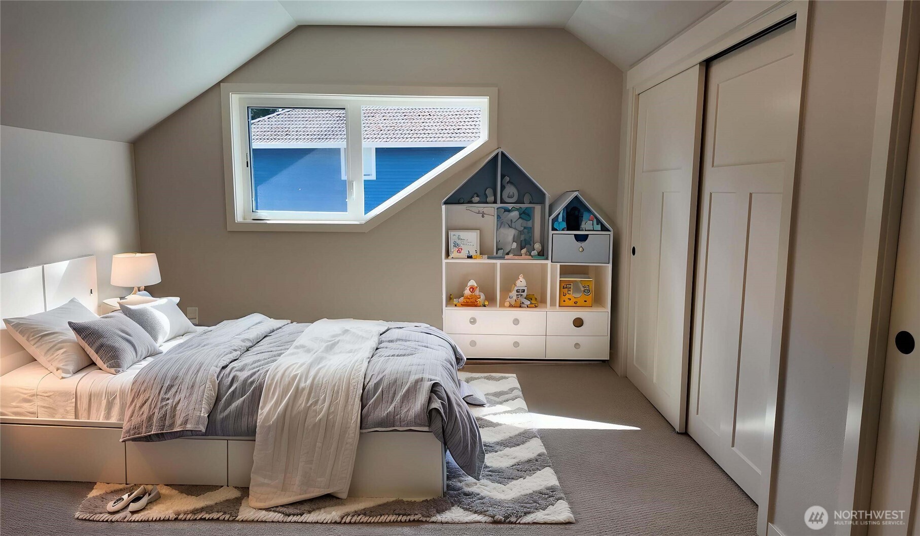 33 E Michelle Court , Union, WA 98592