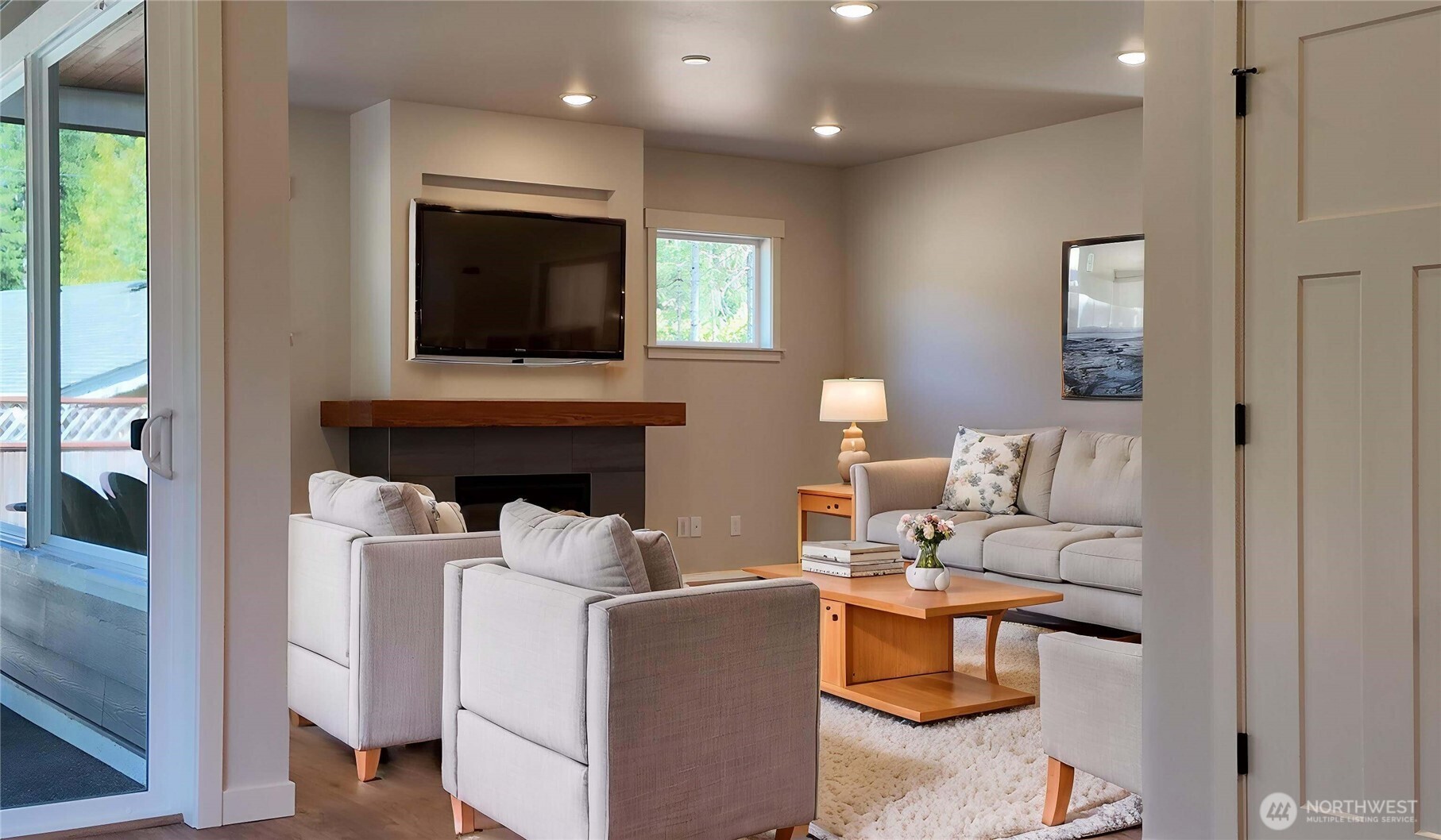 33 E Michelle Court , Union, WA 98592