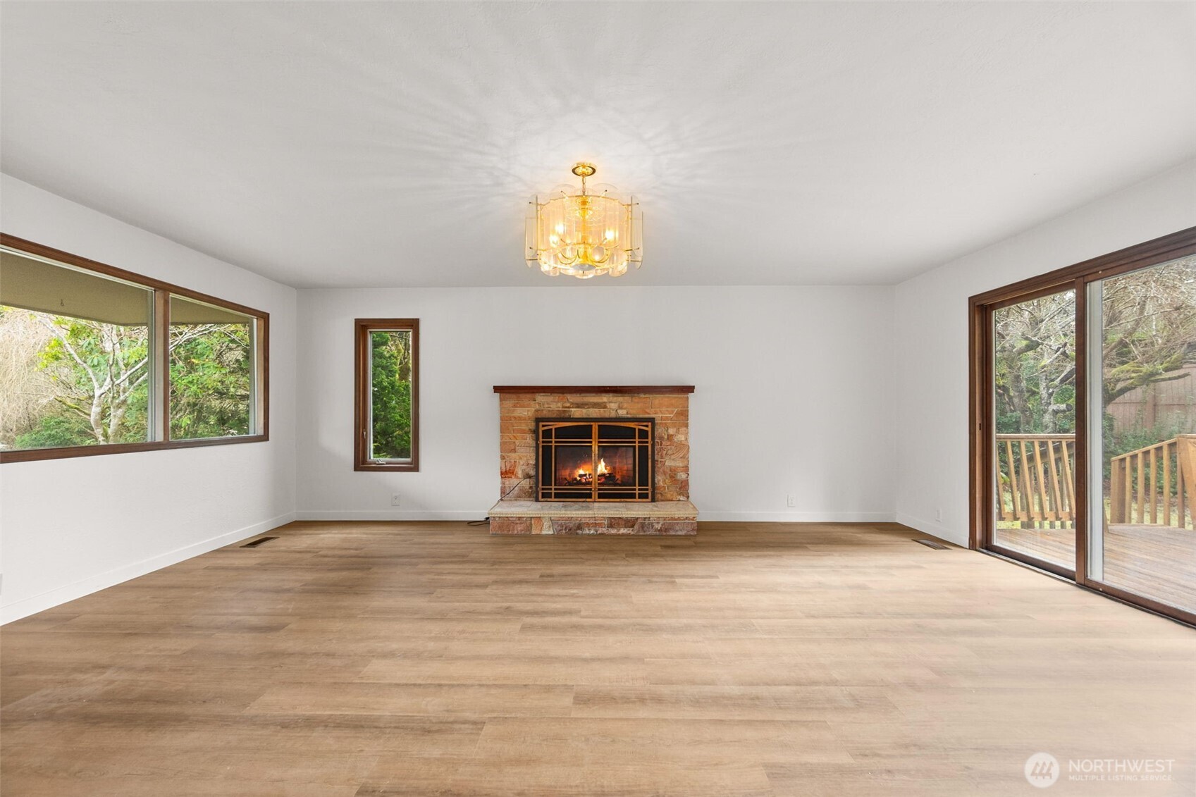 101 Deer Park Drive , Aberdeen, WA 98520