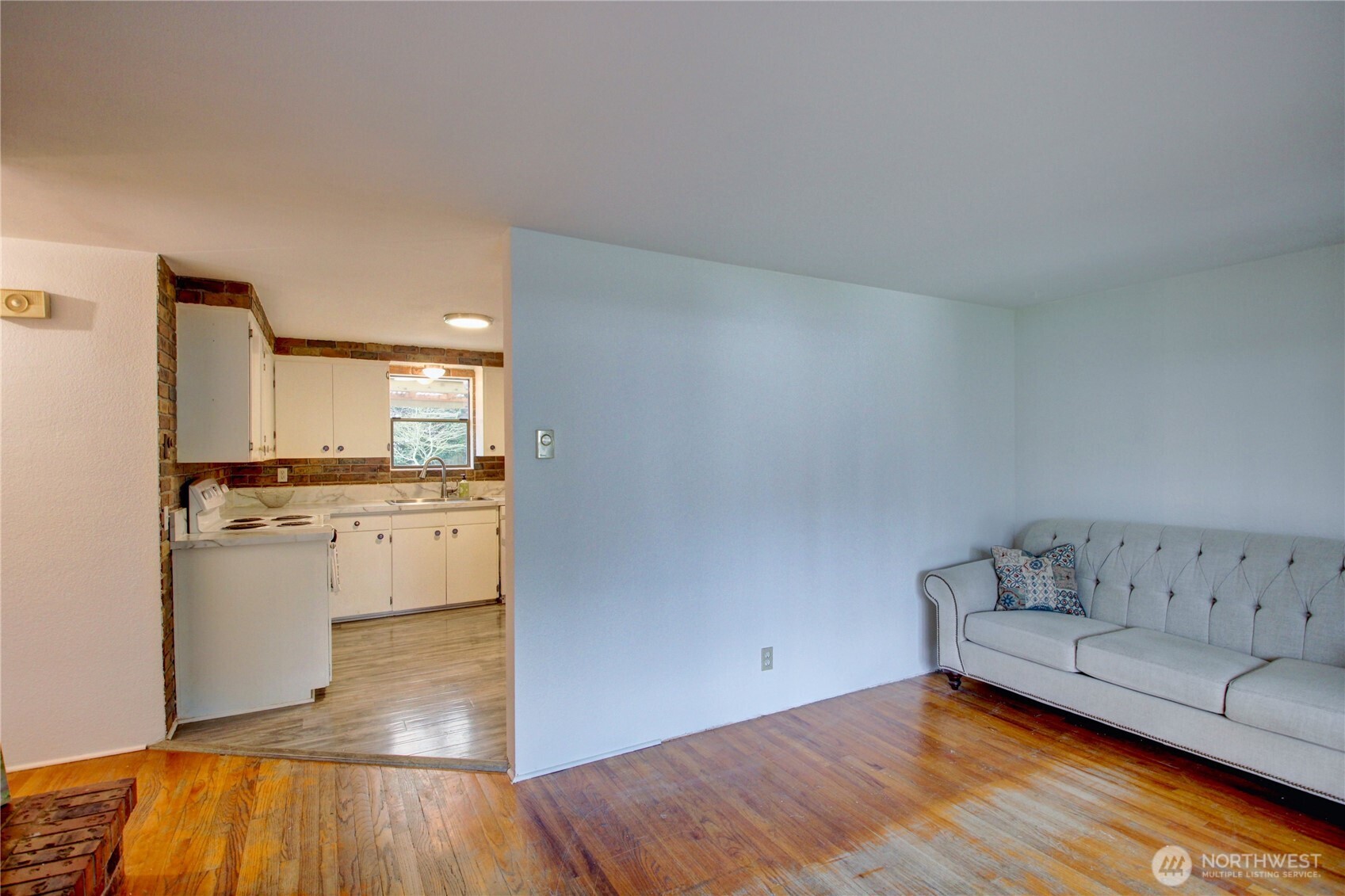 1610 Avon Avenue , Burlington, WA 98233