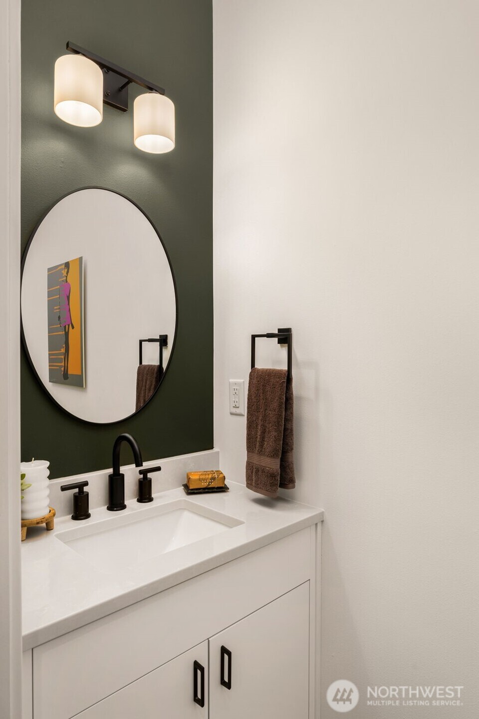 113 24th Avenue E #A, Seattle, WA 98112