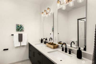 113 24th Avenue E #B, Seattle, WA 98112 - Photo 15