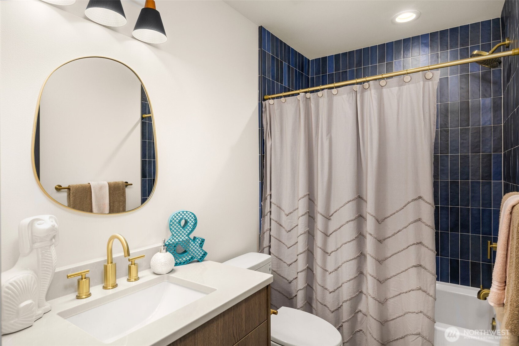 113 24th Avenue E #B, Seattle, WA 98112