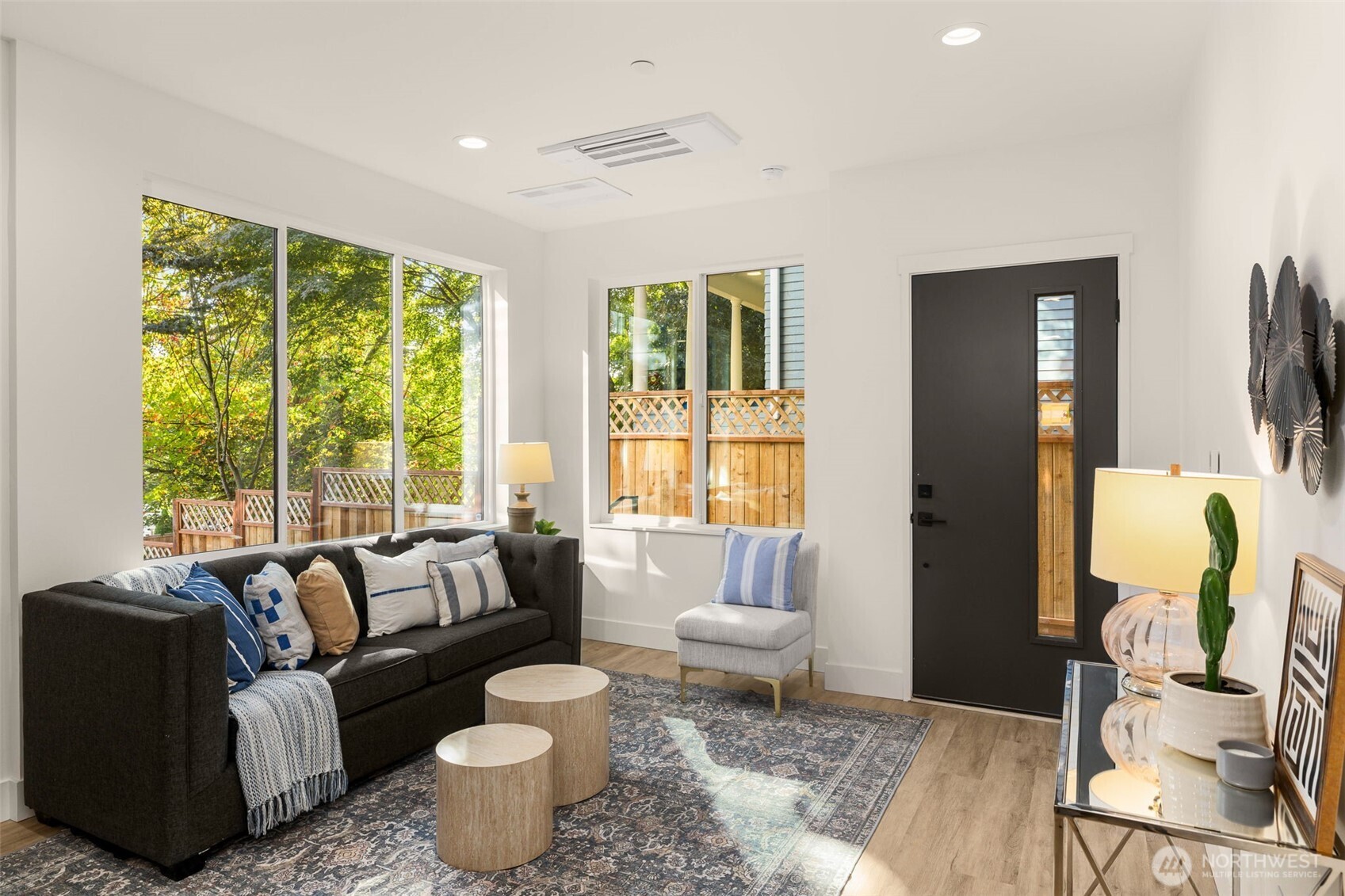 113 24th Avenue E #B, Seattle, WA 98112