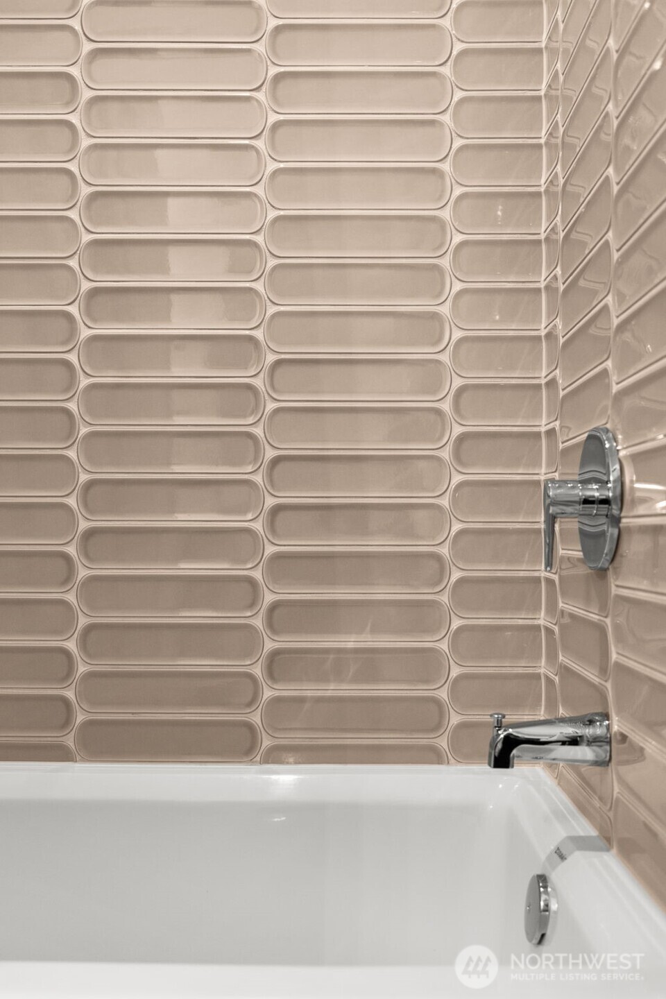 113 24th Avenue E #B, Seattle, WA 98112