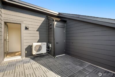 113 24th Avenue E #B, Seattle, WA 98112 - Photo 26