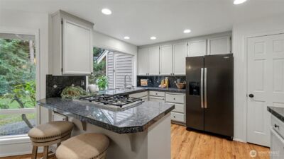 22113 NE 23rd Street , Sammamish, WA 98074 - Photo 9