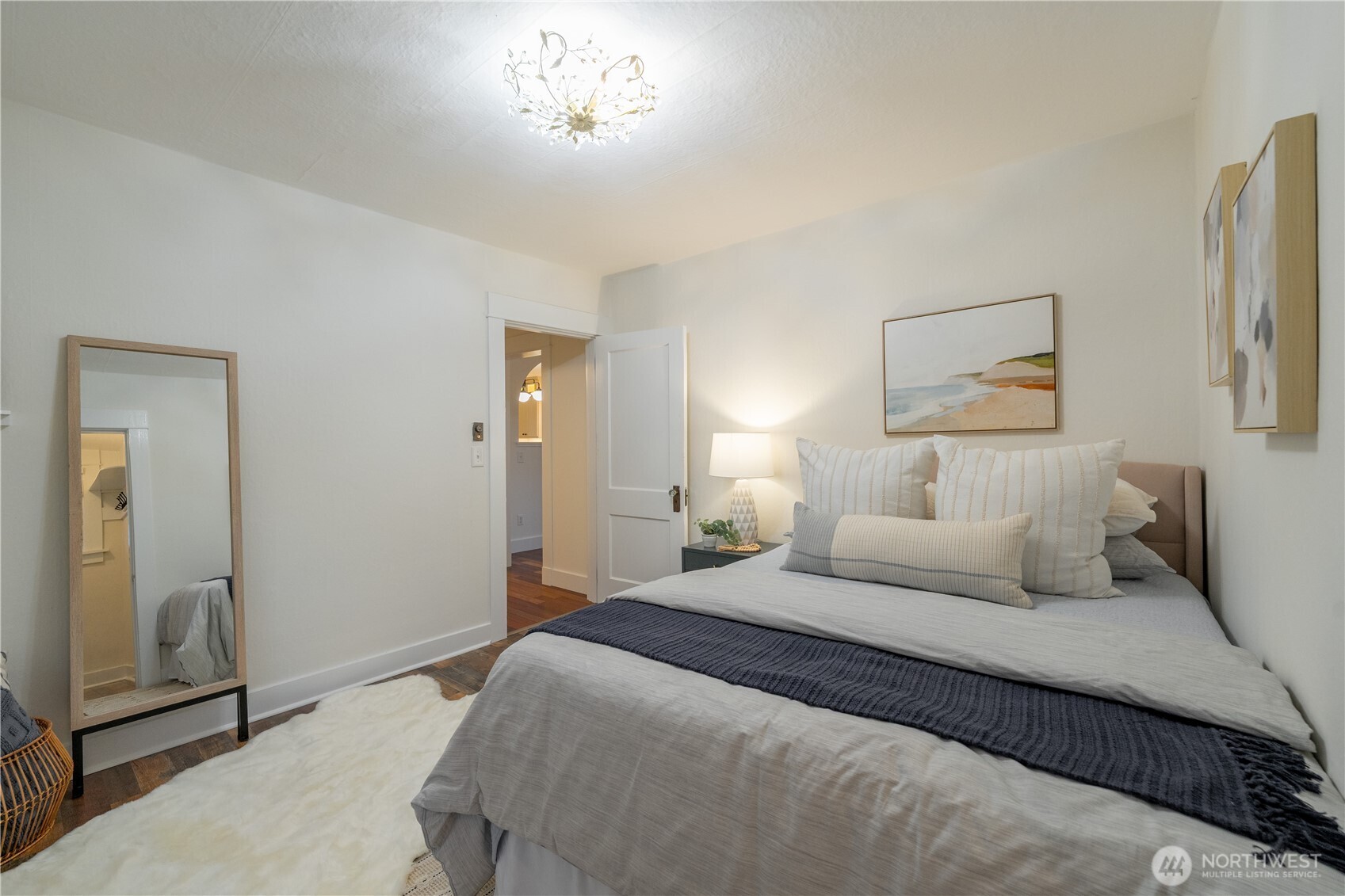 2302 Grand Avenue , Everett, WA 98201