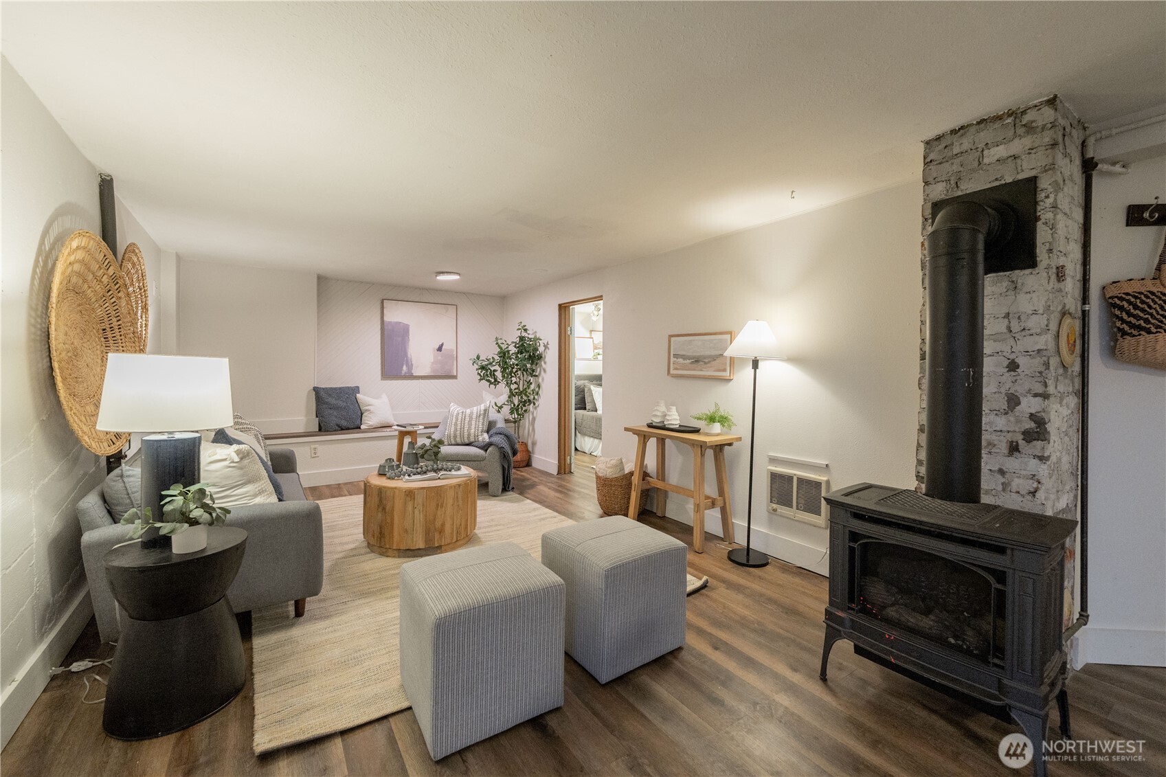 2302 Grand Avenue , Everett, WA 98201