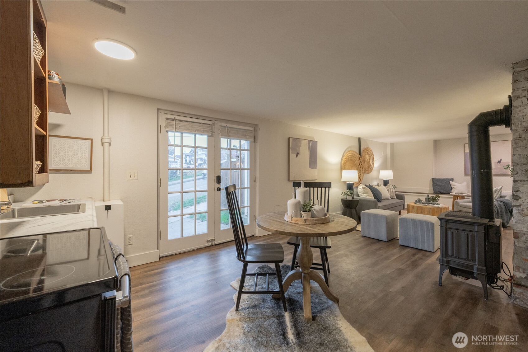 2302 Grand Avenue , Everett, WA 98201