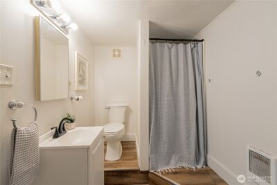 2302 Grand Avenue , Everett, WA 98201 - Photo 28