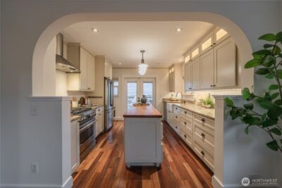 2302 Grand Avenue , Everett, WA 98201 - Photo 4