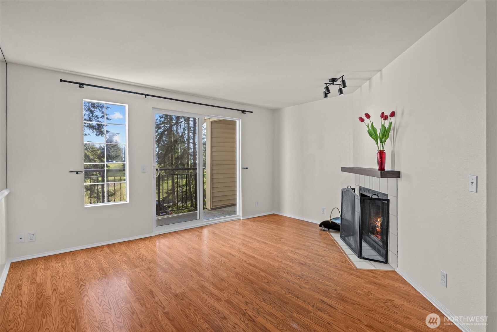 8512 242nd Street SW #3, Edmonds, WA 98026