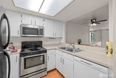 8512 242nd Street SW #3, Edmonds, WA 98026 - Photo 6