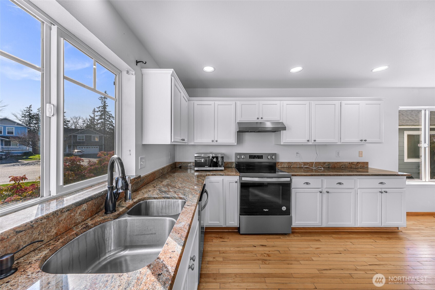 4139 Track Street , Bellingham, WA 98226