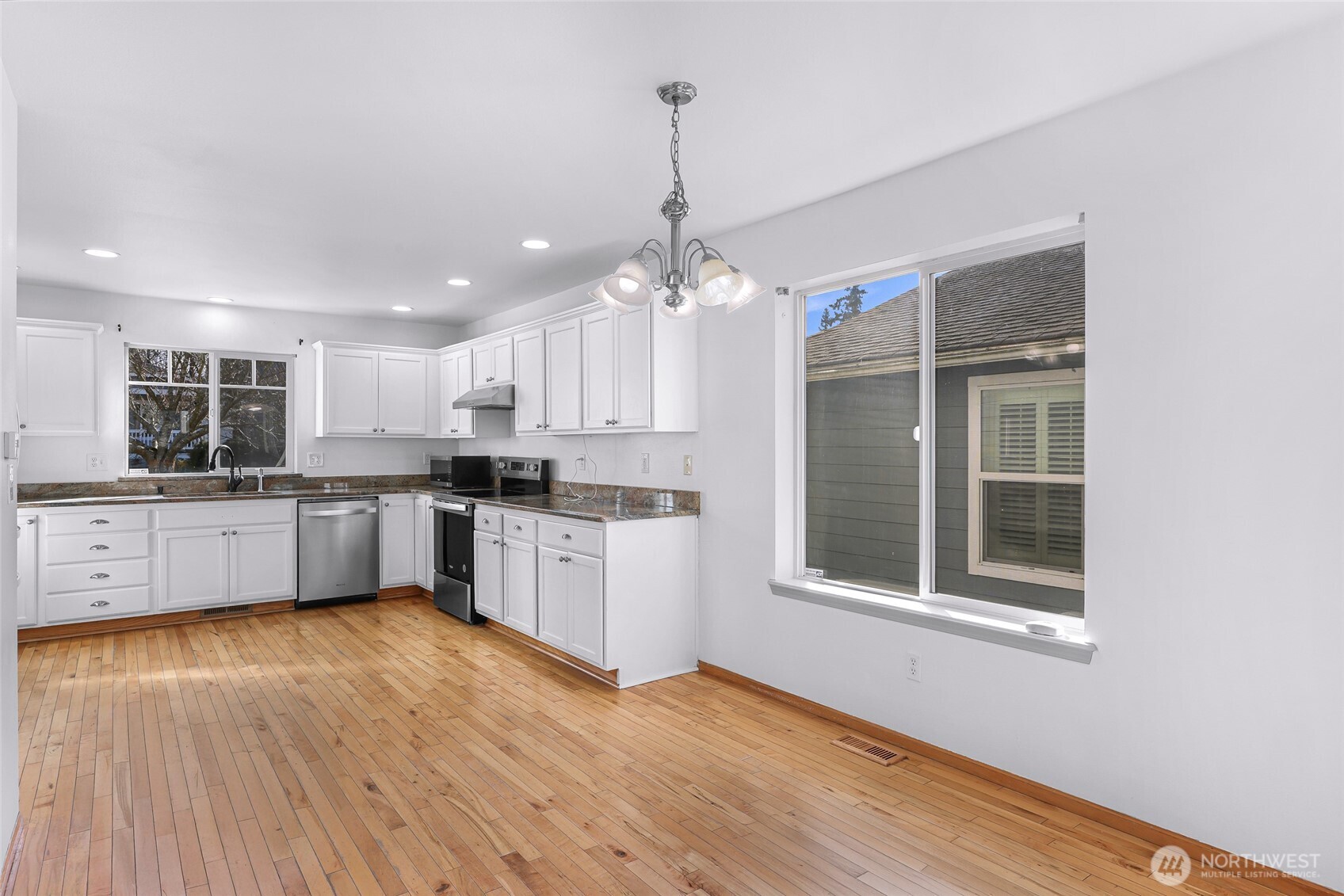 4139 Track Street , Bellingham, WA 98226