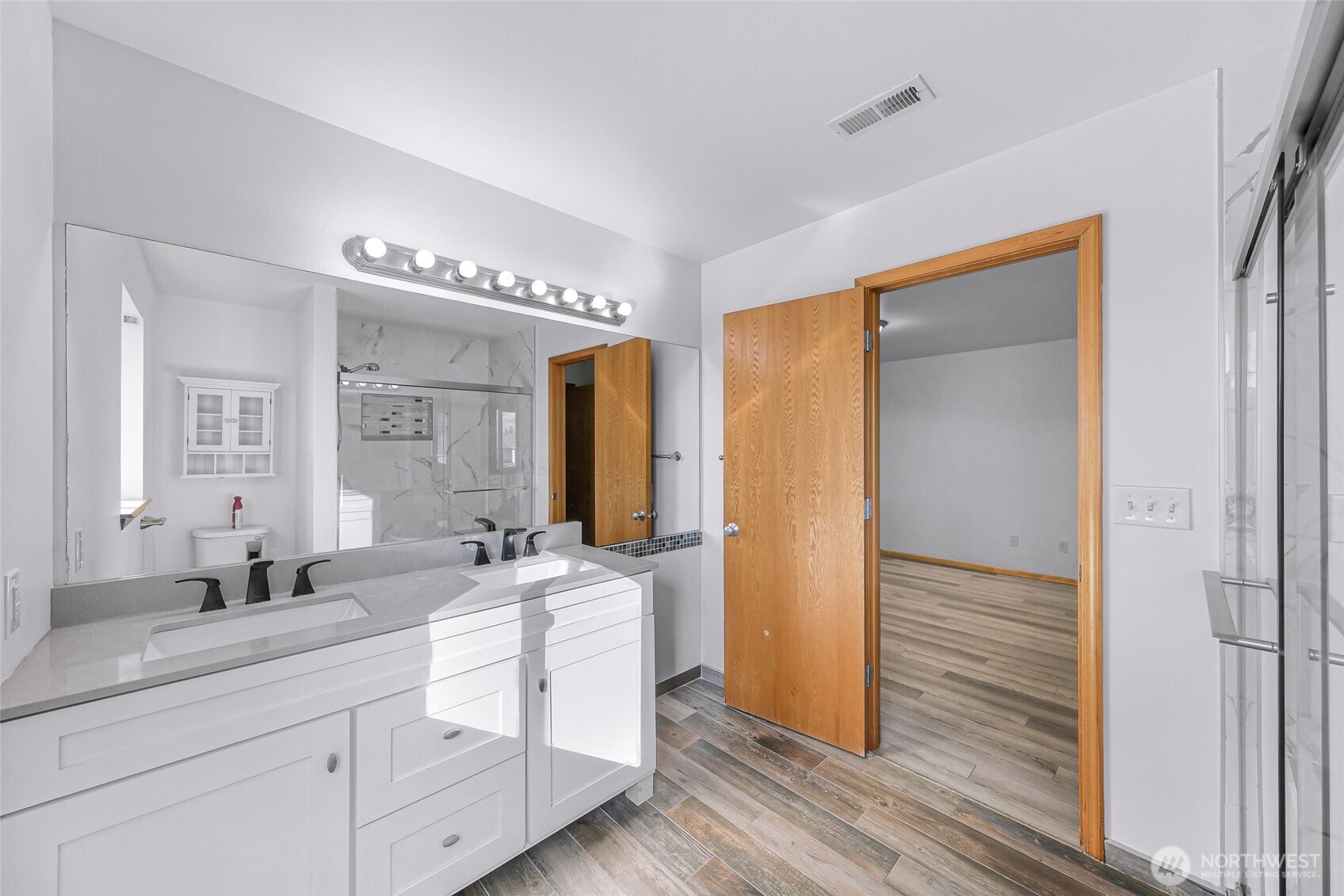 4139 Track Street , Bellingham, WA 98226