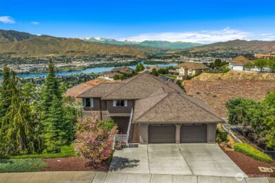 2336 Grand Avenue , East Wenatchee, WA 98802