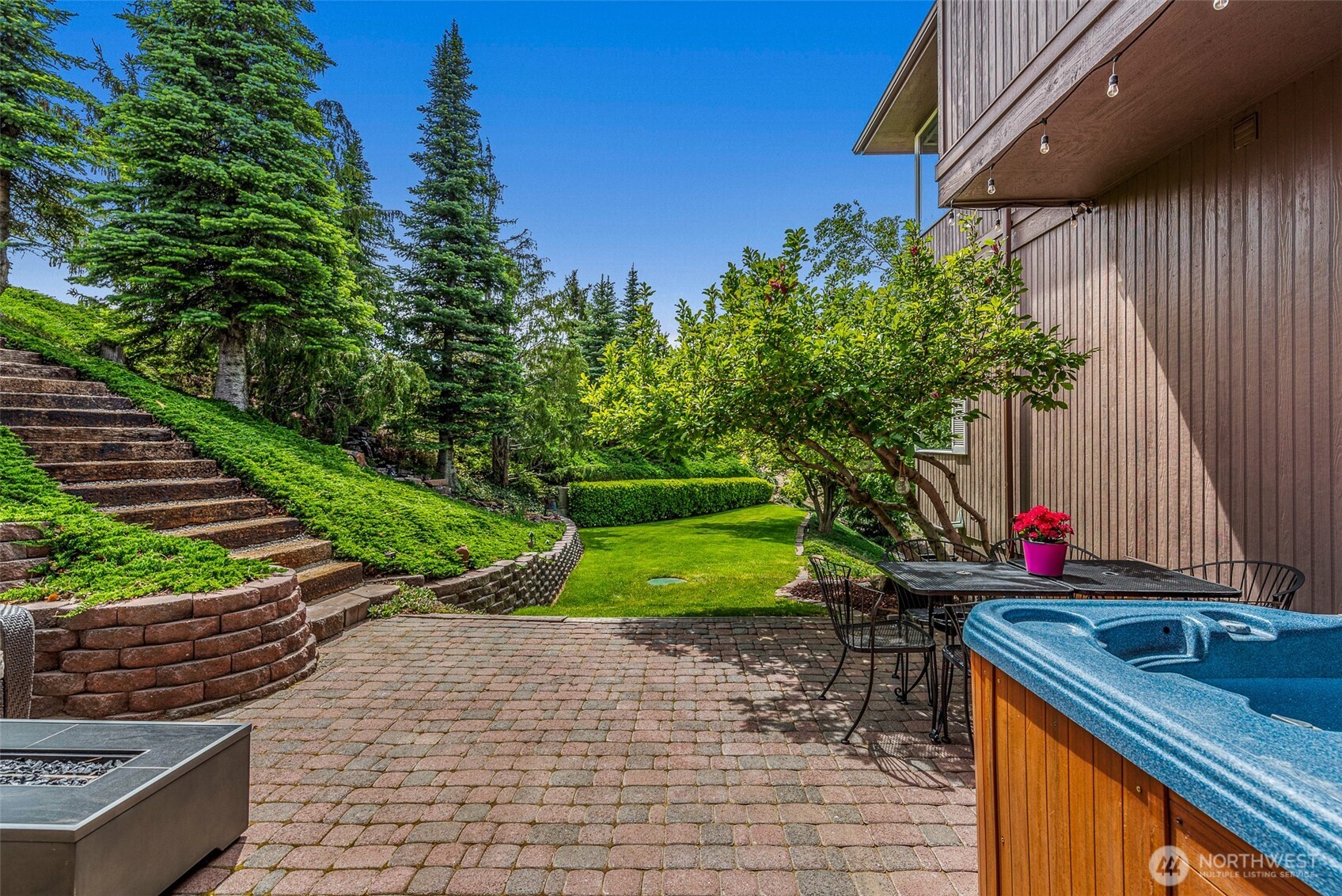 2336 Grand Avenue , East Wenatchee, WA 98802