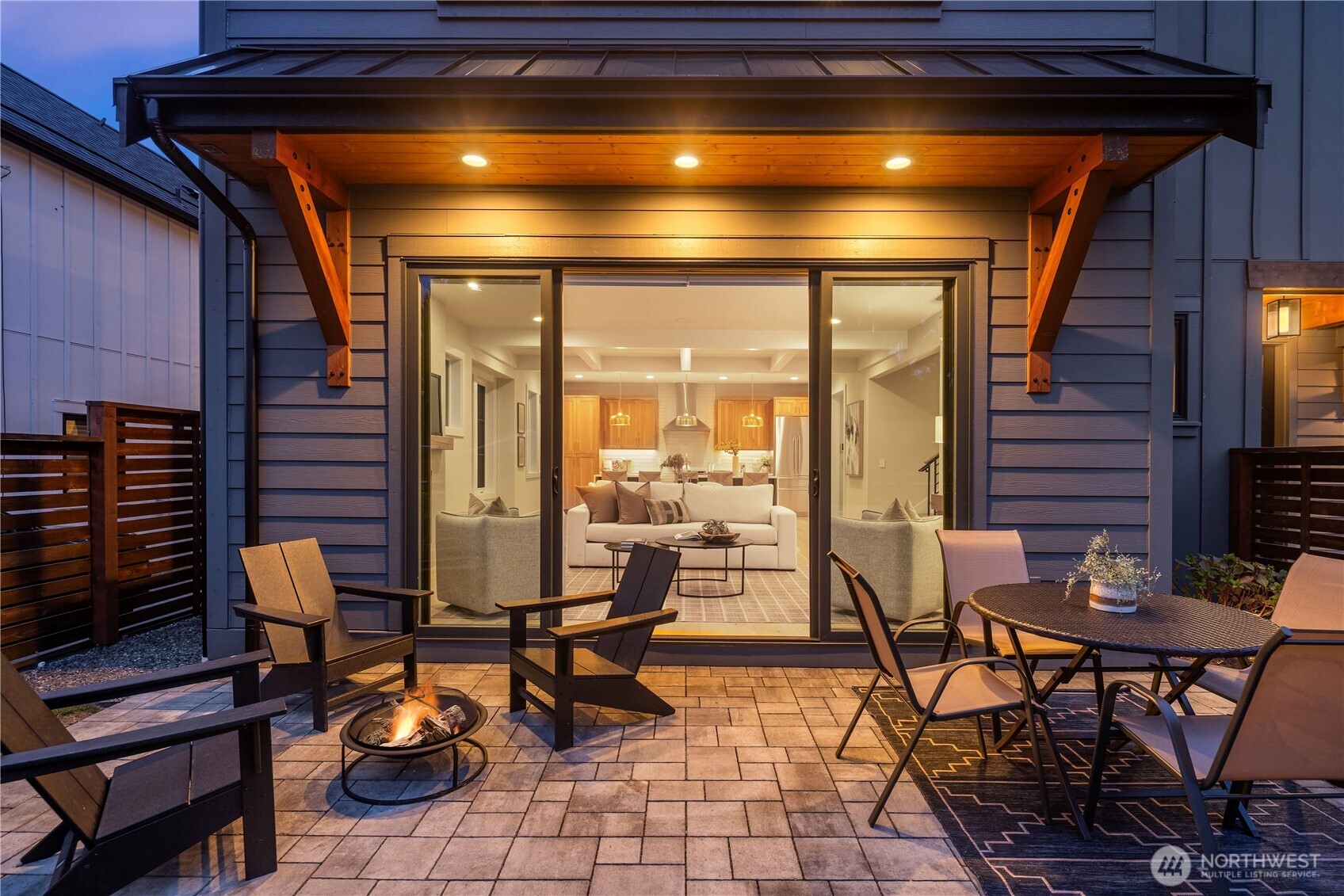 2512 NE 68th Street , Seattle, WA 98115