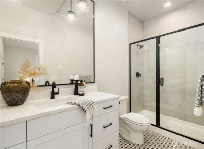 2512 NE 68th Street , Seattle, WA 98115 - Photo 17