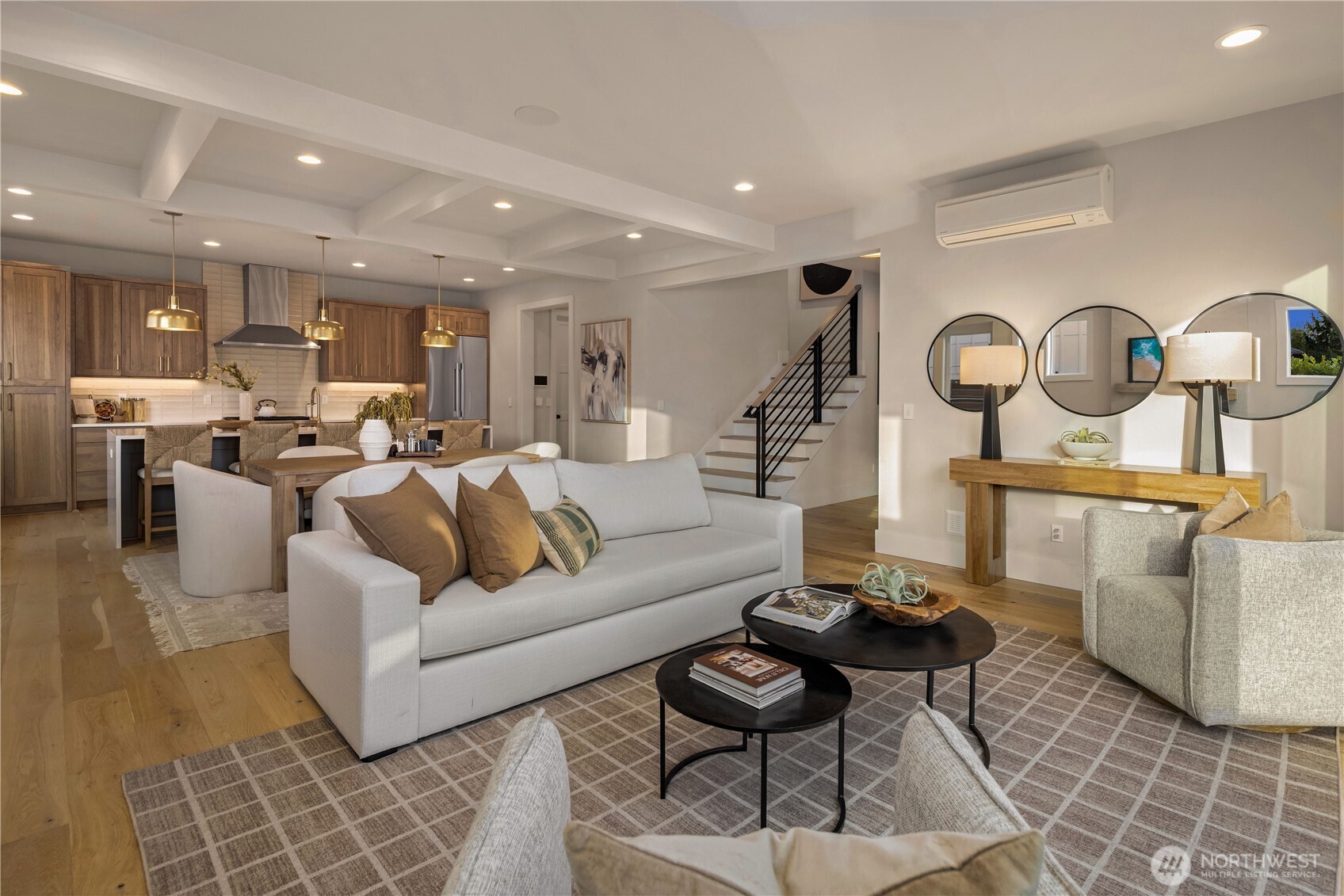 2512 NE 68th Street , Seattle, WA 98115