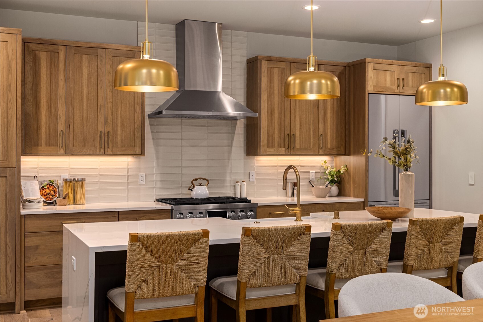 2512 NE 68th Street , Seattle, WA 98115