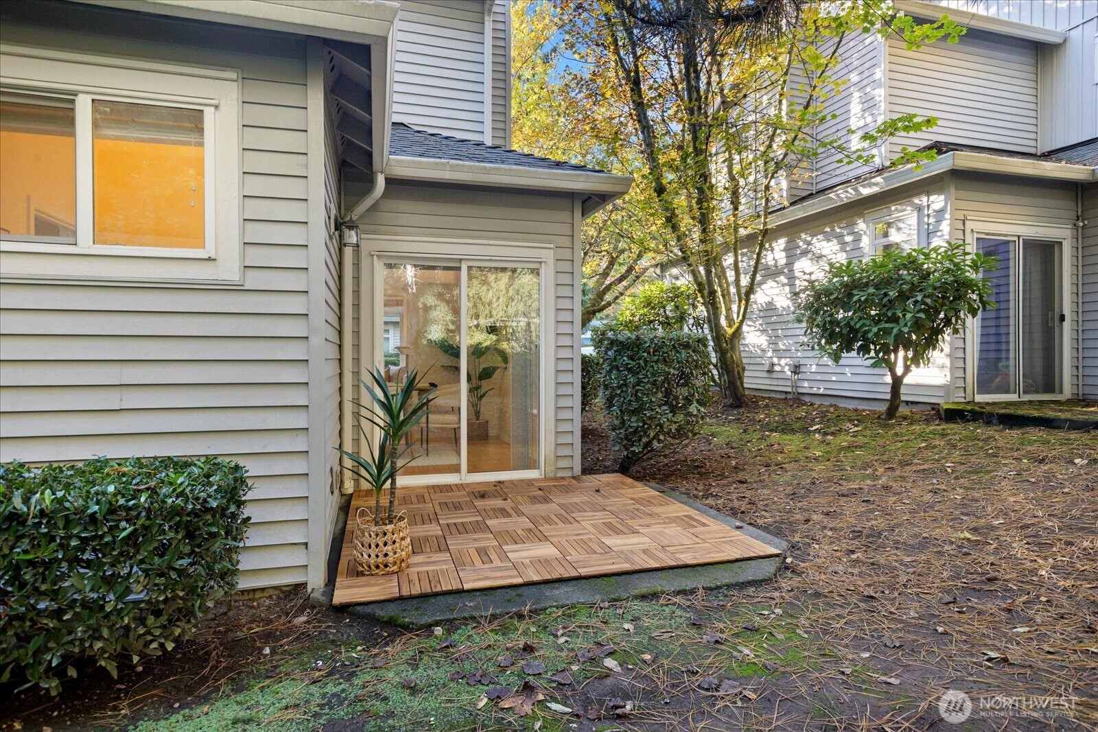 18003 NE 93rd Court #3, Redmond, WA 98052