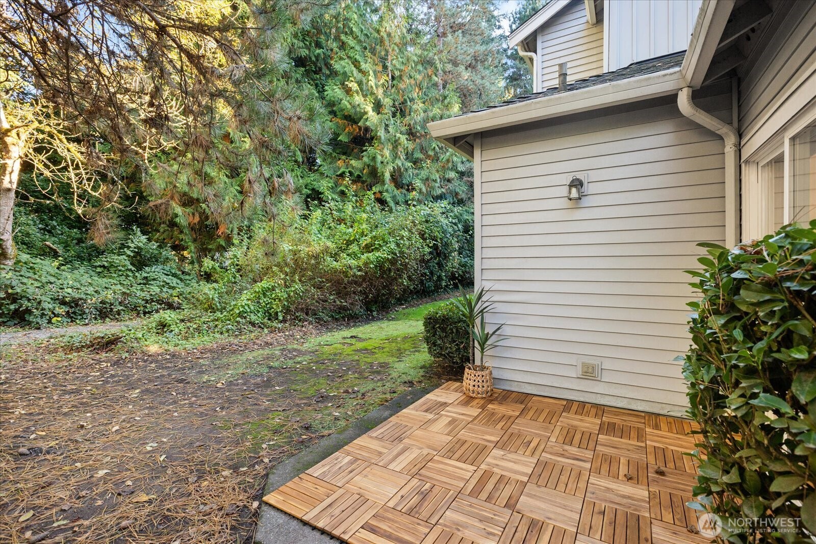 18003 NE 93rd Court #3, Redmond, WA 98052