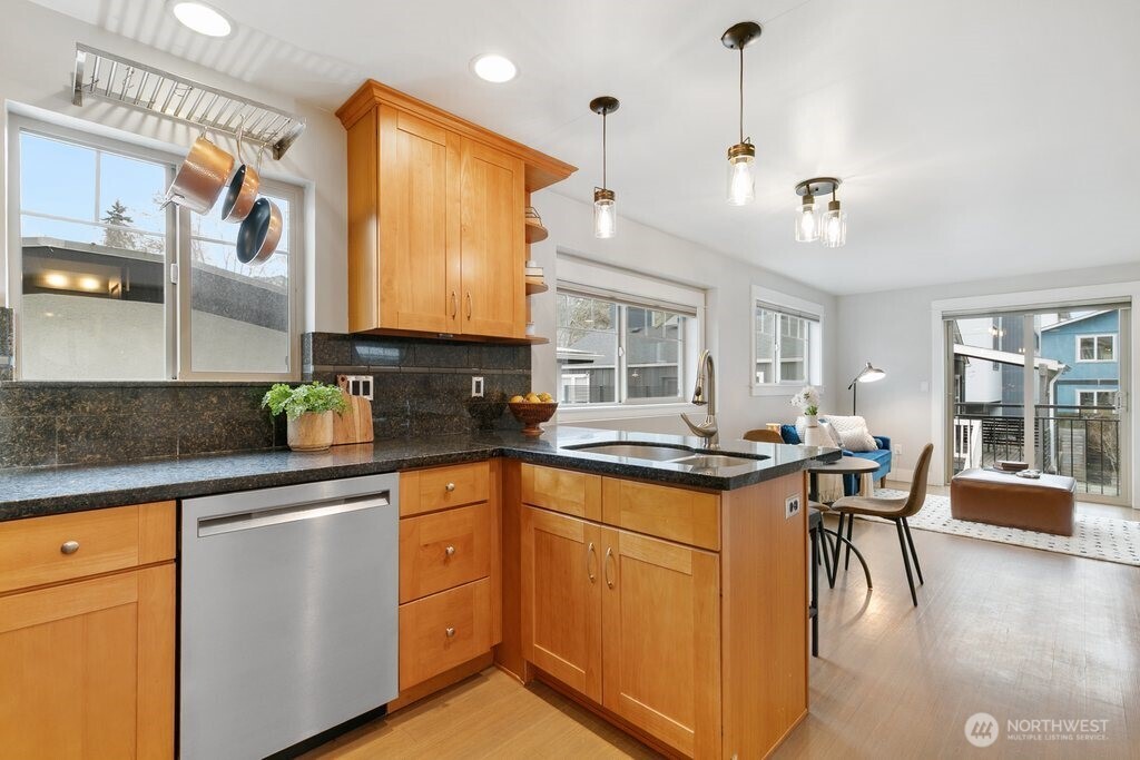 4735 Delridge Way SW #A, Seattle, WA 98106