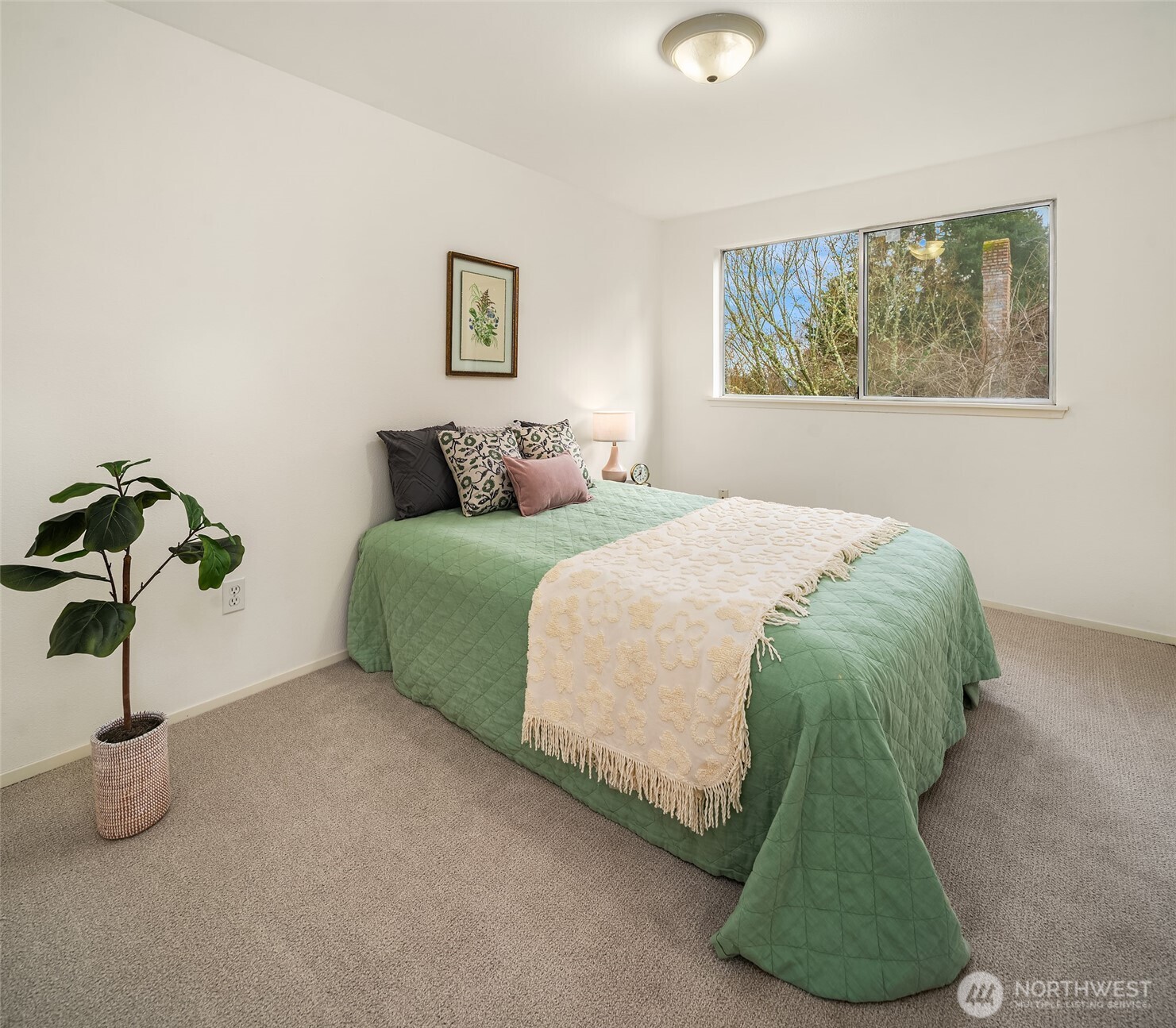 10743 SW Cowan Road , Vashon, WA 98070