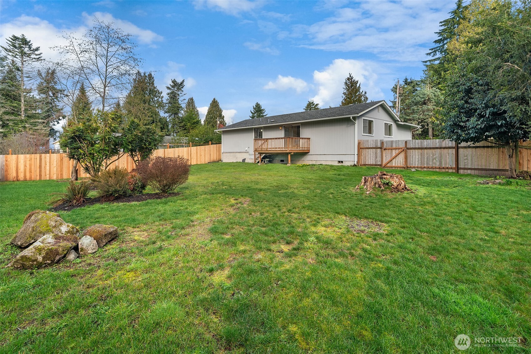 10743 SW Cowan Road , Vashon, WA 98070