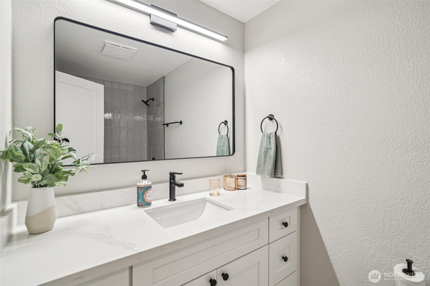 21620 84th Place W, Edmonds, WA 98026